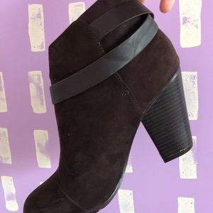 Brand New Forever 21 heeled ankle booties
